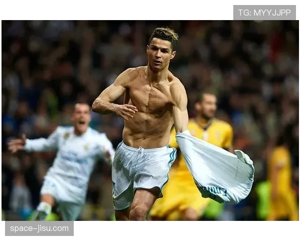 姆巴佩推射破门瞬间，伯纳乌球场陷入短暂沉寂